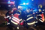 V Holešově - Dobroticích se v neděli odpoledne střetlo auto a motokolo. Zraněný cyklista skončil v nemocnici