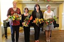 Holešovská radnice ocenila při příležitosti Dne učitelů vybrané pedagogy.