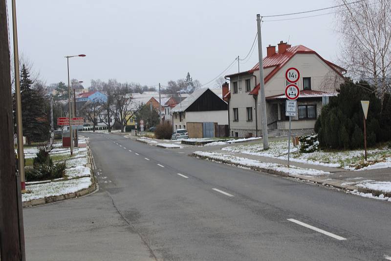 Zpráva o páteční vraždě se objevila v jinak poklidných Prusinovicích jako blesk z čistého nebe. 7.12.2021