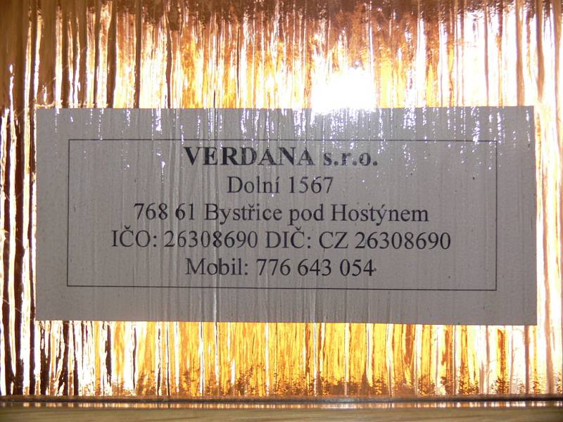 Na snímku kancelář výhradního distributora chvalčovské likérky společnosti Verdana. Po majiteli Robertu Sedlaříkovi pátrá policie.  