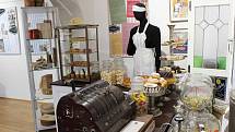 Putovní výstava s názvem Historické cukrárny zavítala do Hulína.