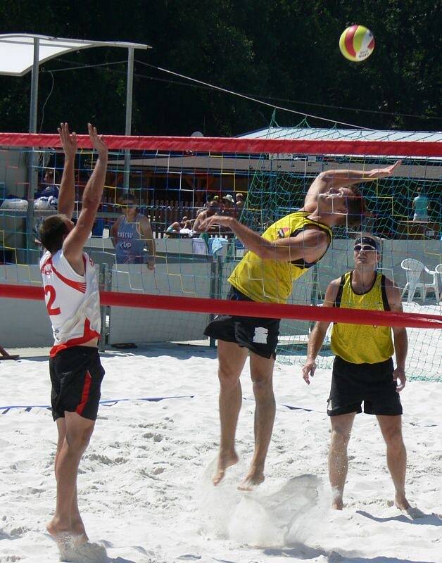 Koryčaské koupaliště hostilo o víkendu další turnaj v beachvolejbale. Na kurtech se utkala nejvyšší kategorie mužů z celé České republiky.