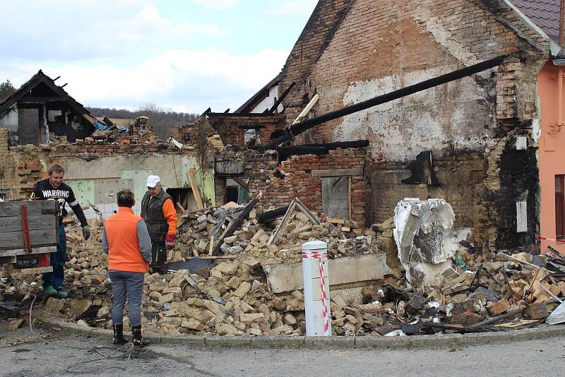 Požár domu v obci Chvalnov na Kroměřížsku.