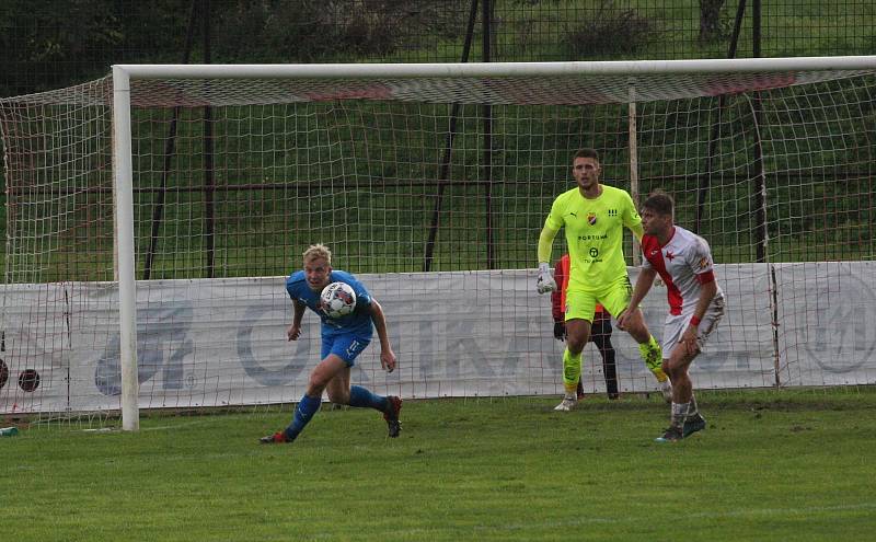 Fotbalisté Kroměříže (červenobílé dresy) ve 2. kole MOL Cupu vyzvali prvoligový Baník Ostrava.