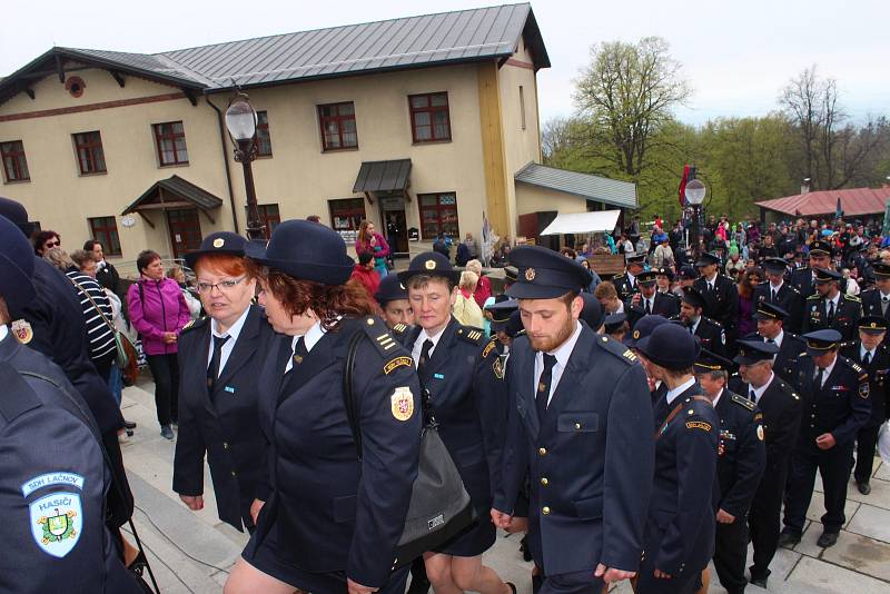 26. mezinárodní hasičská pouť s účastí arcibiskupa Jana Graubnera na Svatém Hostýně