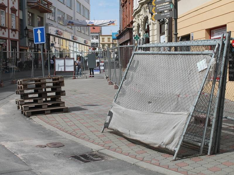 Ve Vodní ulici v Kroměříži vyroste nová oddechová plocha.