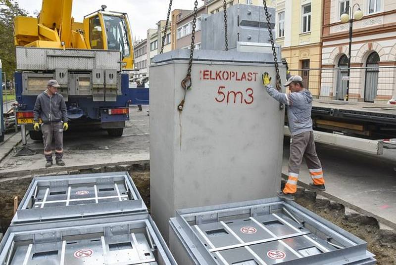 Nové podzemní a polopodzemní kontejnery budou v Kroměříži v provozu od ledna příštího roku.