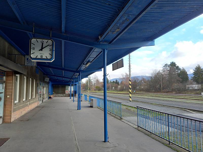 Železniční stanice v Bystřici pod Hostýnem, listopad 2022