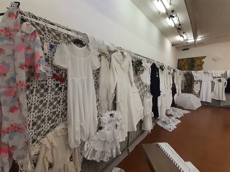 Přehlídka svatebních šatů, kytic a doplňků v Žeranovicích