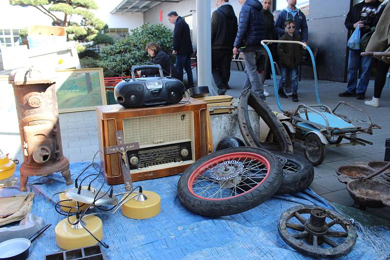 Auto moto burza a bleší trh na kroměřížském Výstavišti