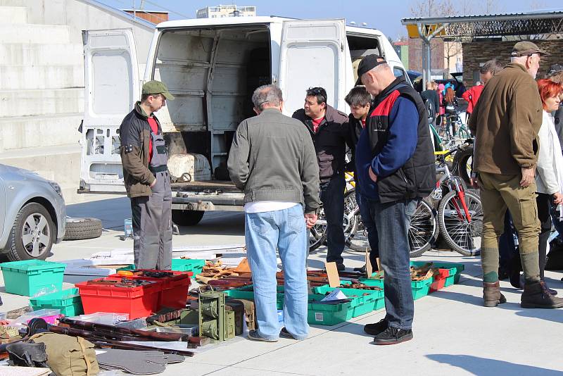 Auto moto burza a bleší trh na kroměřížském Výstavišti