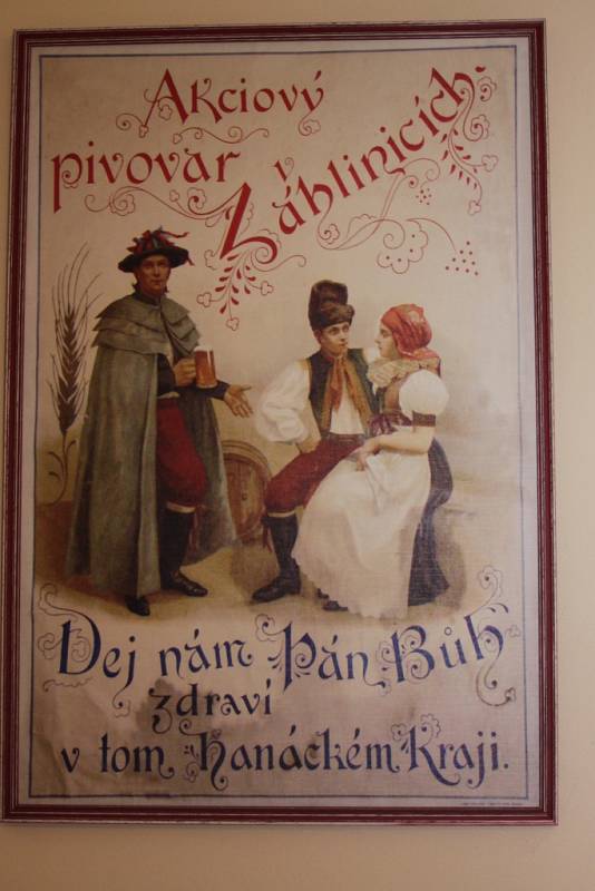 Výroba tradičního českého výrobku – humnového sladu v Záhlinicích je světovým unikátem.