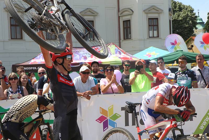 Trasu A ovládl Lubomír Petruš, na Obrovi po roce znovu zvítězil Jan Jobánek před Michalem Bubílkem.