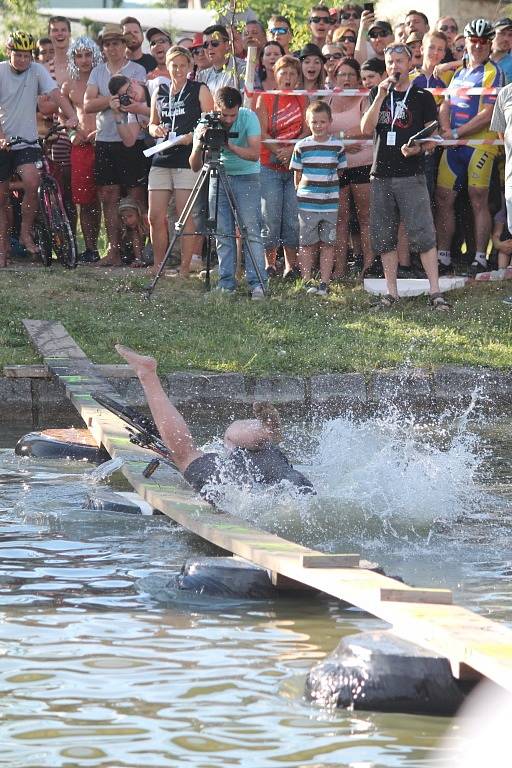 Holešovská regata 2016