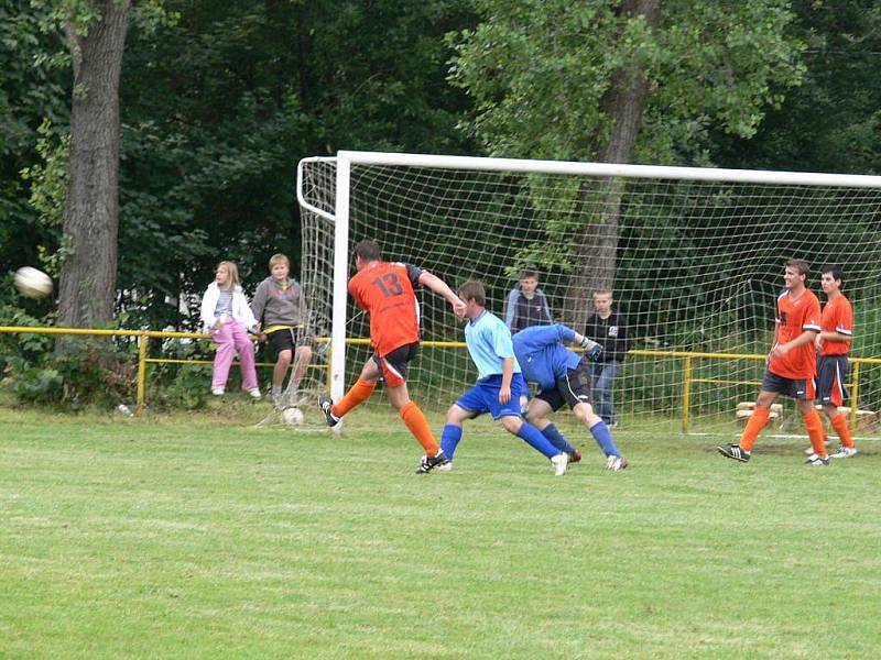 Na sobotním 43. ročníku Memoriálu Jiřího Jaškovského v Trojanovicích byl k vidění solidní fotbal.