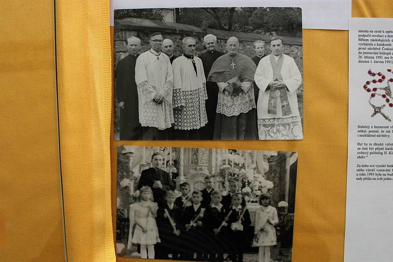 Devadesát let od založení školy a 120 let od narození Františka kardinála Tomáška si připomněli v úterý 30. dubna v ZŠ T. G. Masaryka ve Studénce.