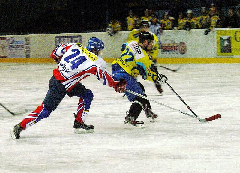 Snínky z utkání HC Gedos Nový Jičín - HC Zubr Přerov 2:1.