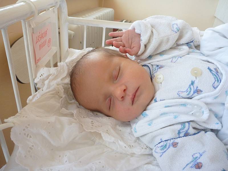 NIKOLA LAŠÁKOVÁ, Polom u Bělotína, nar. 21. 9. 2012, 49 cm, 3,13 kg. Nemocnice Nový Jičín.