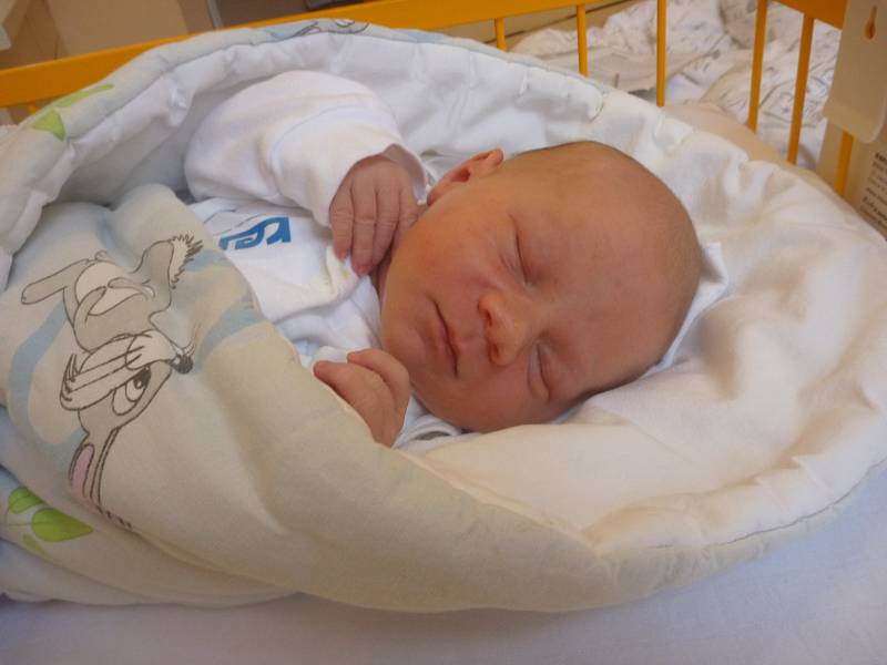 DOMINIK KORMANÍK, Kopřivnice, nar. 15. 2. 2016, 48 cm, 3,25 kg. Nemocnice Nový Jičín.