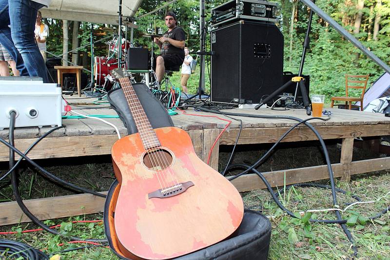 Na festivalu Paseka, který se uskutečnil v Trojanovicích v areálu Lesní školky na pasece, se dobře bavili malí i velcí.