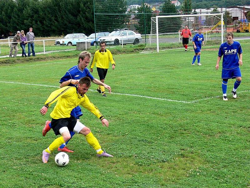 Zástupce I. A třídy, skupiny B z Přerovska přivítali v neděli 24. července na svém hřišti fotbalisté TJ Odry. S mužstvem FKM Opatovice, které hraje o stupeň vyšší soutěž, si vcelku v poklidu poradili.