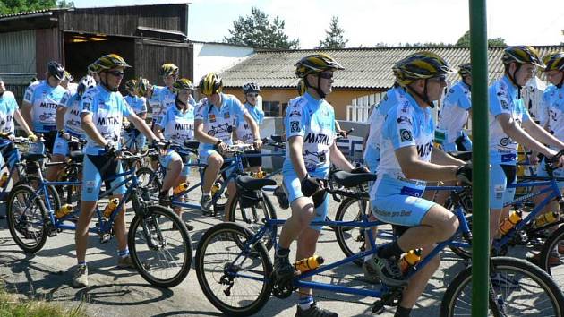 Na start Farm Tour, který byl pátým závodem Slezského poháru, se v sobotu v Hlubočci postavilo 80 cyklistů.