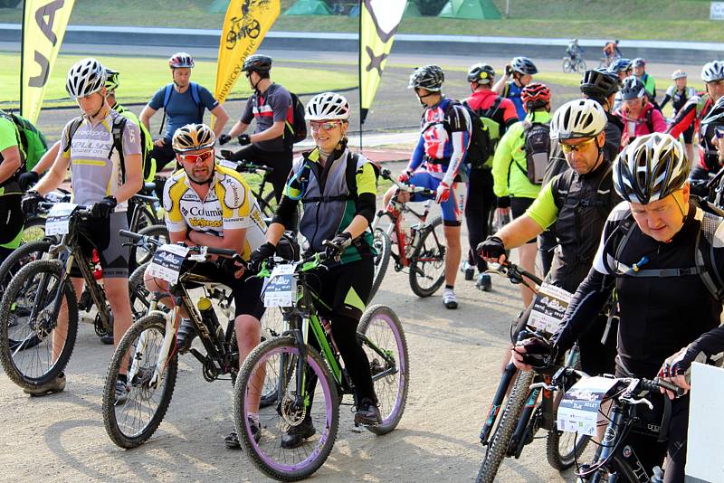 Kopřivnický drtič - vyjížďka, jejíž maximální trasa měří 130 kilometrů, se uskutečnila v sobotu 15. července. Zúčastnilo se na sedm stovek cyklistů.