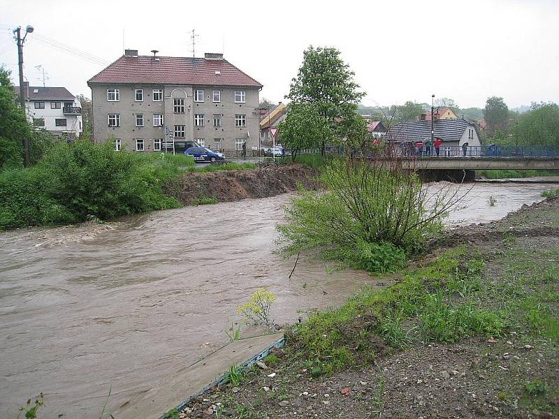 Nový Jičín-Žilina - neděle 16. května před 19 hodinou.