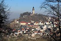 Věž Trúba v areálu hradu je dominantou města Štramberk.