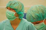 Od středy 30. září zahájila novojičínská nemocnice, jako jediná v zemi, novou metodu léčby rakoviny prostaty – permanentní brachyterapii.