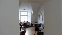 Kavárna PojďCafé v Knurrově paláci ve Fulneku přináleží k Síni slávy Petry Kvitové