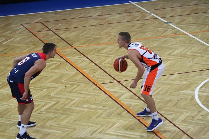 Vzdorovali, ale prohráli. Novojičínští basketbalisté nestačili na Brno a v poháru končí.