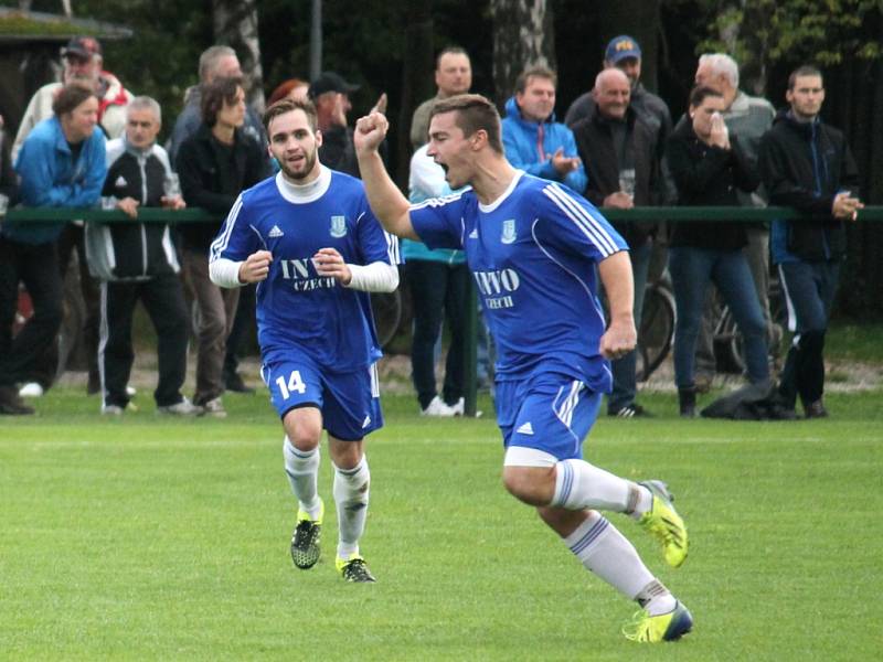 FOTBALISTÉ STARÉHO JIČÍNA se díky vydařenému závěru podzimní části posunuli na 5. pozici.