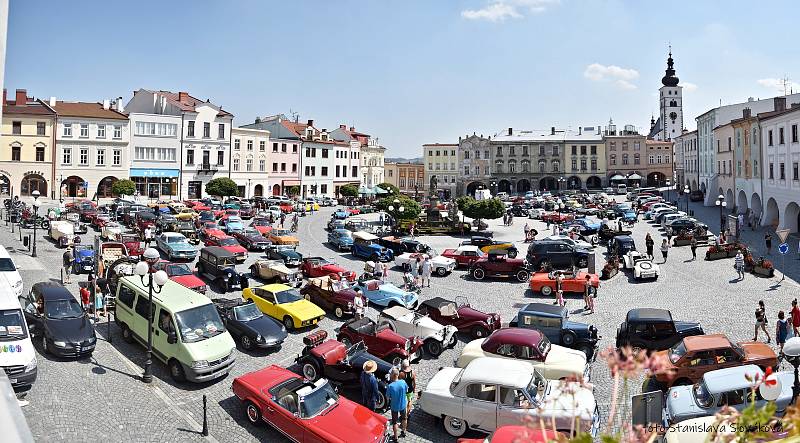 Beskydská rallye v Příboru.