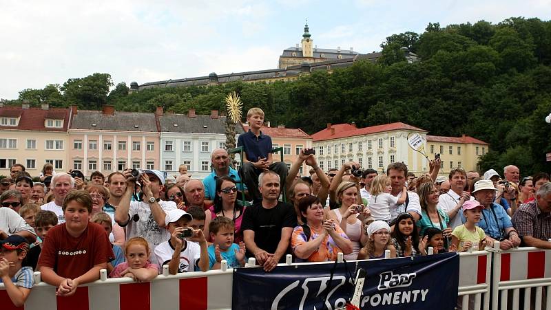 Takto vypadal příjezd Petry Kvitové do rodného města v roce 2011.