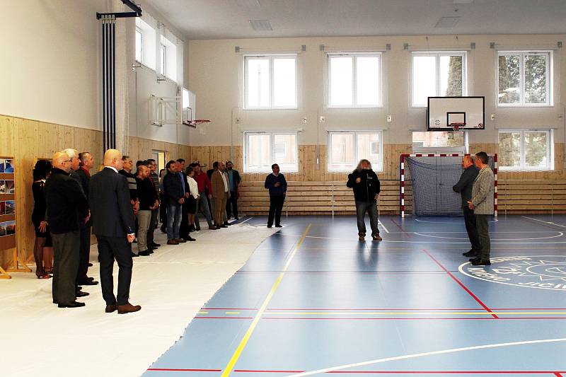 Novou sportovní halu má oficiálně od středy 17. ledna obec Šenov u Nového Jičína.