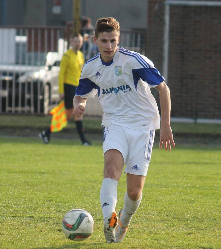 FK NOVÝ JIČÍN – TJ LOKOMOTIVA PETROVICE 5:2 (3:1)