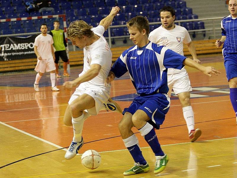 Pátý turnaj Frensport okresního přeboru futsalu Novojičínska a Frýdecko-Místecka, který se uskutečnil v Kopřivnici, výrazné změny v tabulce soutěže nepřinesl.