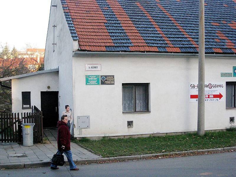 Budova nynějšího střediska Pagoda je ve špatném stavu. Po povodni se navíc ještě více zhoršil.