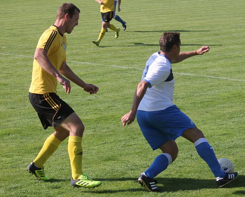 FC LIBHOŠŤ – TJ ISMM JISTEBNÍK 2:5 (1:4). Branky: 2. J. Čapka, 76. Melčák – 25. a 55. Štverka, 3. Wojcik, 13. vlastní, 26. Ogon. Rozhodčí: Janeček – Takáč, Hykl. ŽK: Pojezdala, Pham – Košina. Diváci: 115.