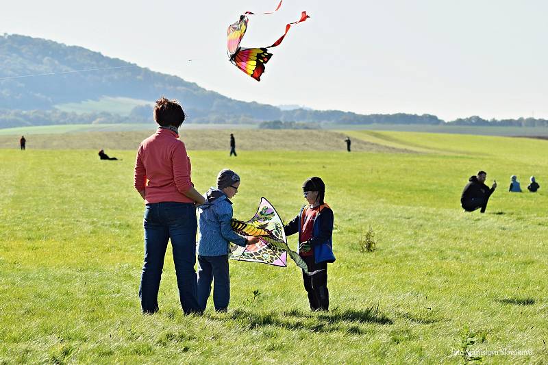 Den bez aut se v Příboře odehrával hlavně na letišti pro modely.