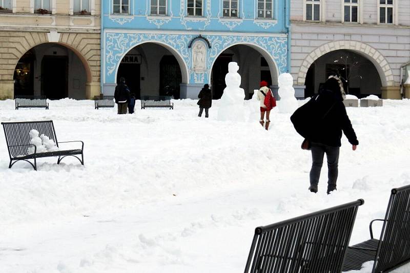 Masarykovo náměstí se proměnilo v Sněhulákovo.