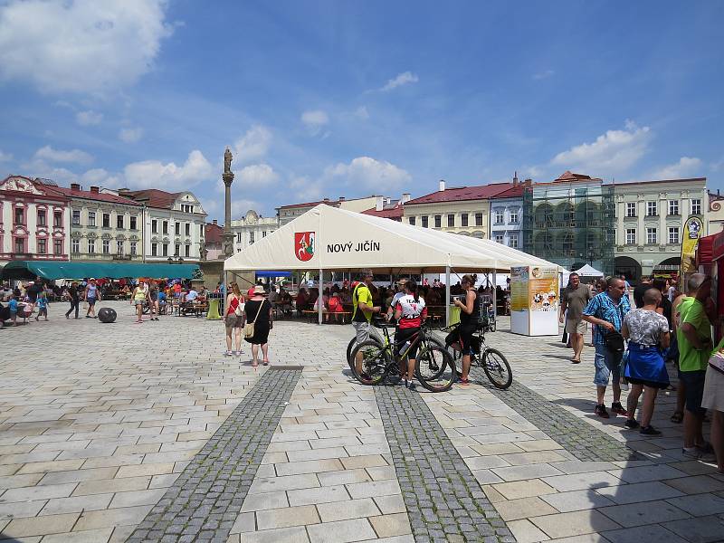 5. ročník tradičního Pivobraní na Masarykově náměstí v Novém Jičíně.