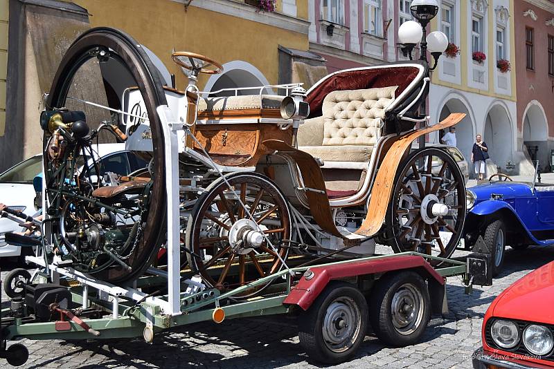 Beskydská rallye v Příboru.