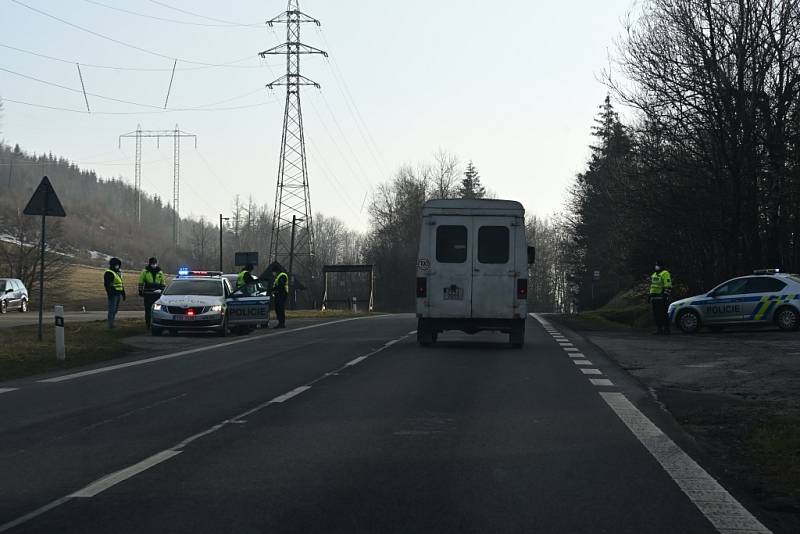 Pindula mezi Frenštátem a Rožnovem pod Radhoštěm.