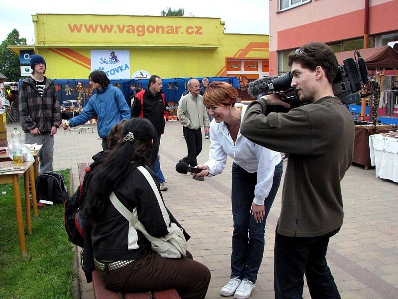 Padesát let od vzniku města slavili v sobotu ve Studénce. 