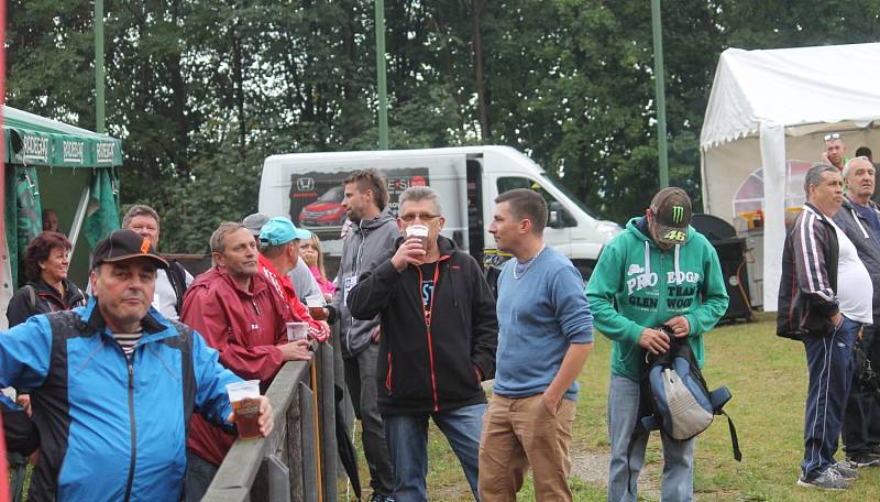 Skokanský víkend ve Frenštátě pod Radhoštěm vyvrcholil nedělním 6. ročníkem Memoriálu Jiřího Rašky