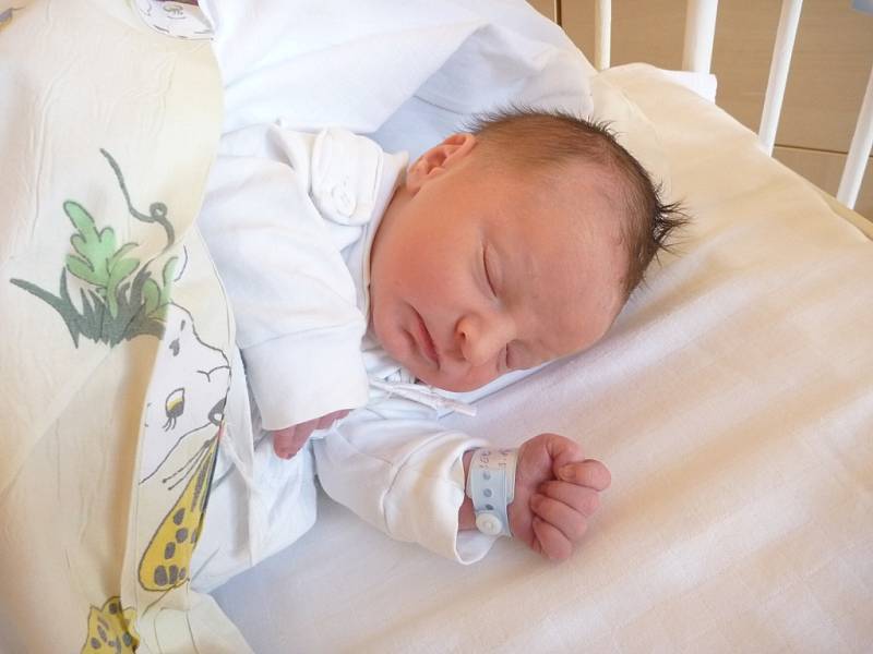 JÁCHYM MOCEK, Frenštát pod Radhoštěm, nar. 12. 3. 2014, 50 cm, 3,28 kg. Nemocnice Nový Jičín.