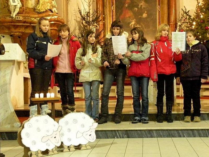 Kostel sv. Mikuláše hostil Tříkrálový novoroční koncert. Děti základních, mateřských i uměleckých škol se zpěvem rozloučily s vánočními svátky.