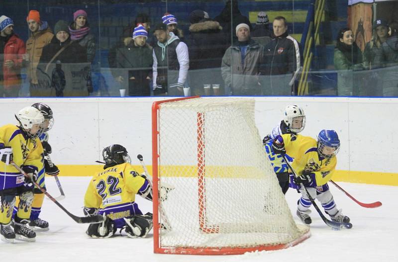 II. hokejová liga, sk. Východ, 33. kolo, třetí derby letošní sezony: HC Kopřivnice - HK Nový Jičín 2:3 